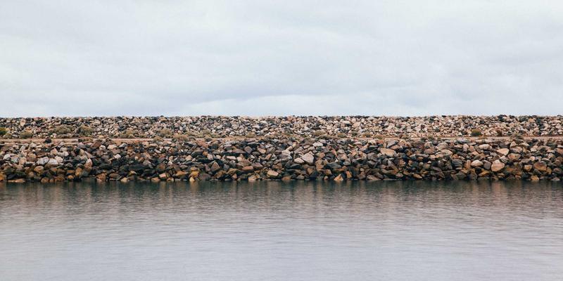 超越寺庙与旅游：柬埔寨小额信贷如何成为普惠金融的基石，赋能农村经济